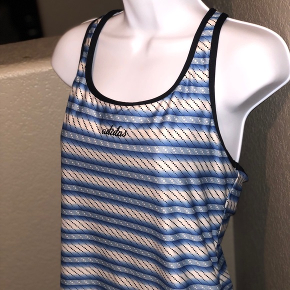 🌟 Adidas Racerback - Picture 4 of 7